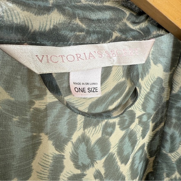 Victoria's Secret Neutral Leopard Print Sheer Robe w/ Belt One Size Knee Length - Picture 5 of 7